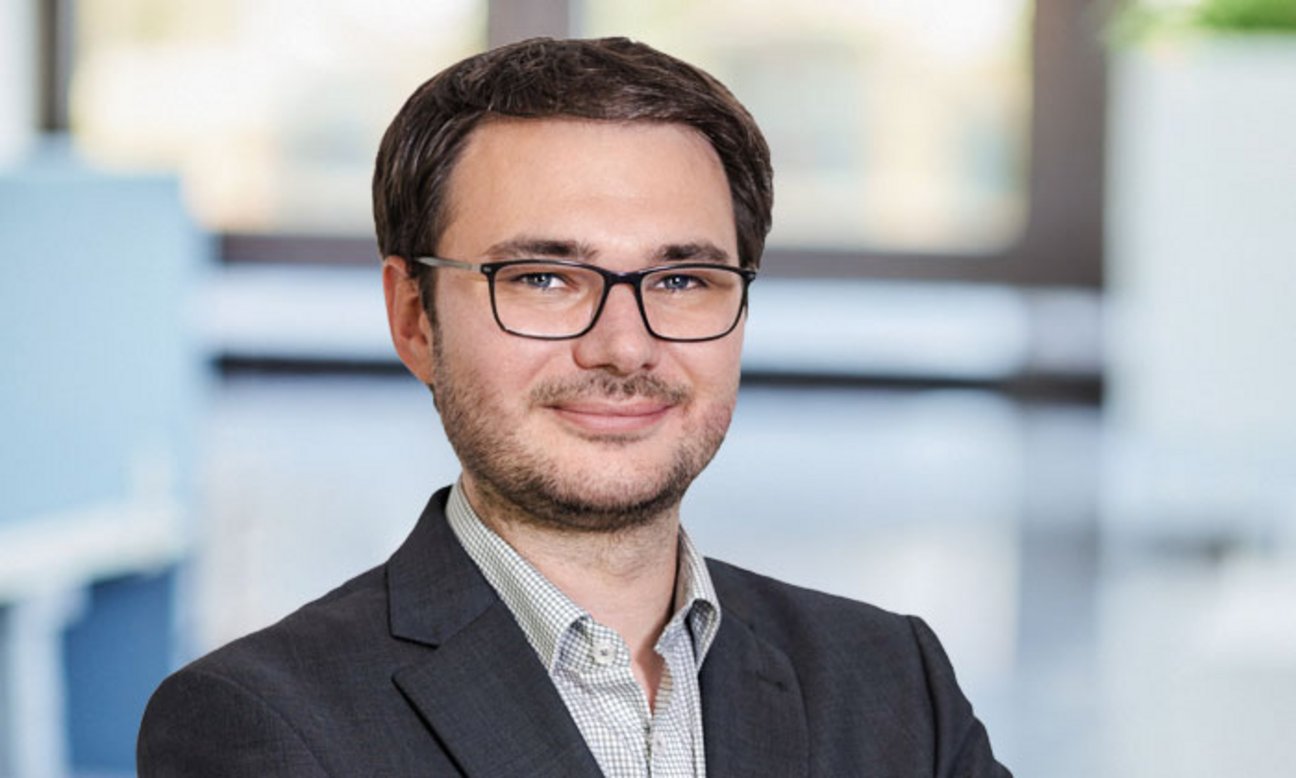 Leiter Unternehmenskommunikation - Maximilian Lutz